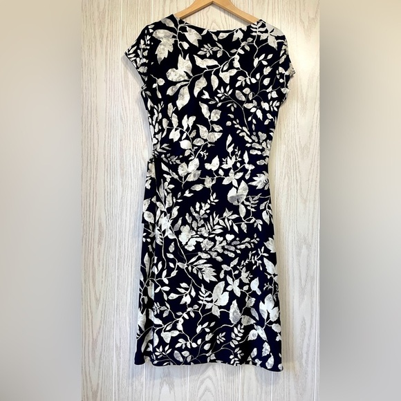 JONES NEW YORK $140 Jersey knit Printed Midi Dress Size 12 EUC - Picture 3 of 3